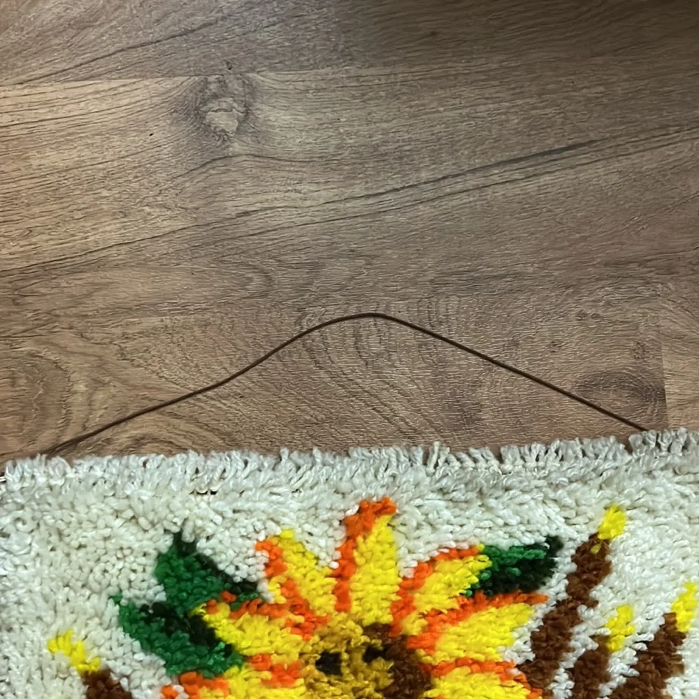 Vintage 70’s Flowers Rug Wall Hanging